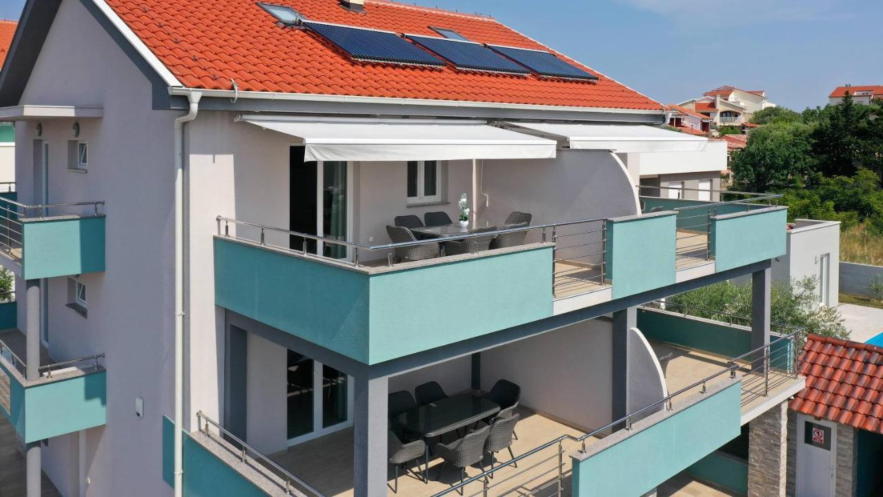 Apartmani "Villa Barbara" Novalja Exterior photo