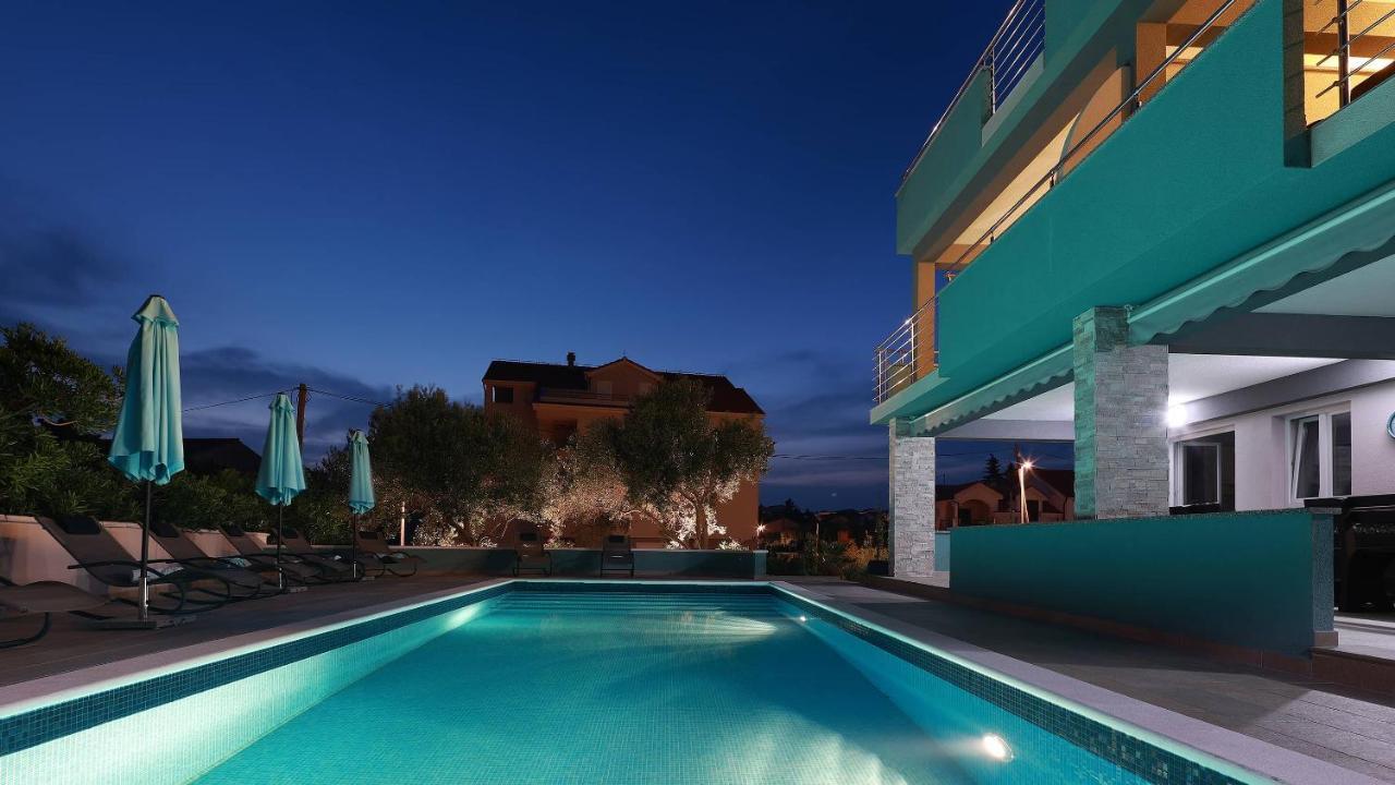 Apartmani "Villa Barbara" Novalja Exterior photo