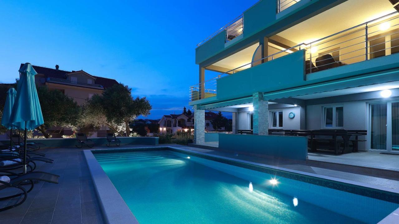 Apartmani "Villa Barbara" Novalja Exterior photo