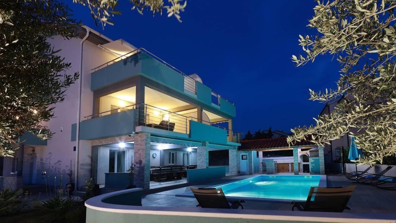 Apartmani "Villa Barbara" Novalja Exterior photo