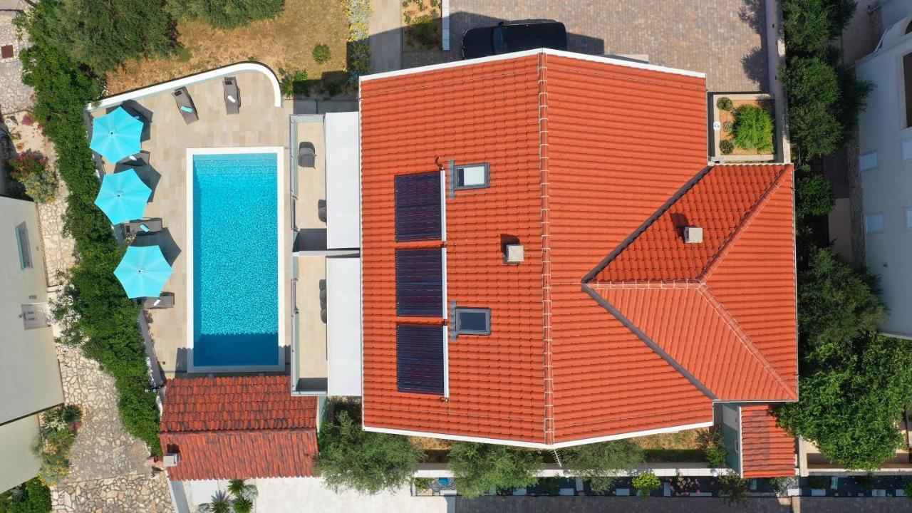 Apartmani "Villa Barbara" Novalja Exterior photo